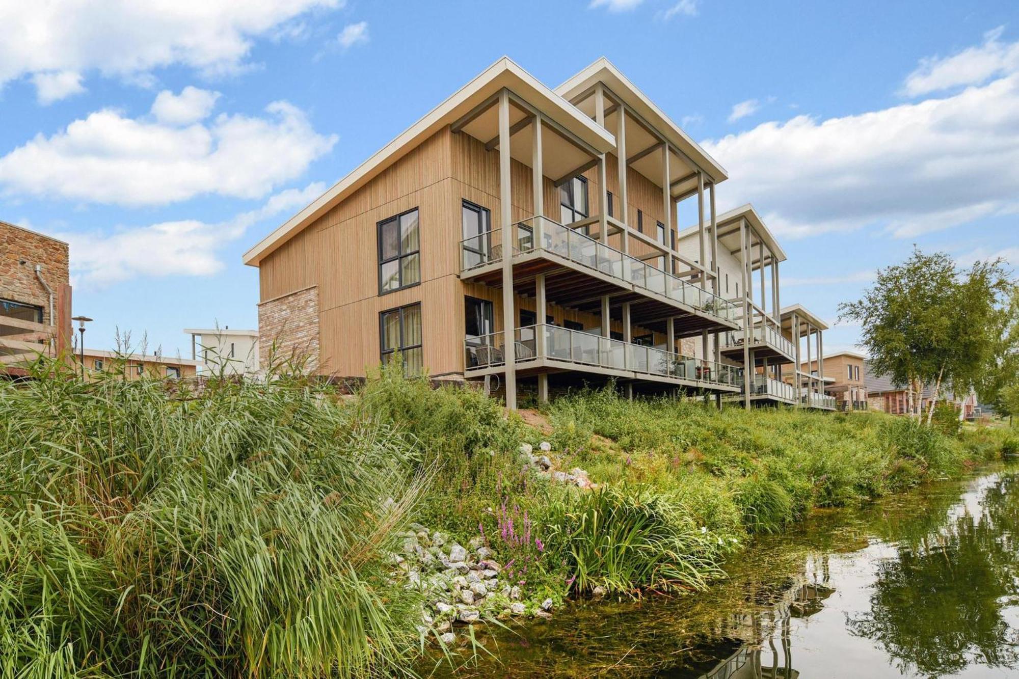 Vakantie & Resort Leukermeer Well  Exterior photo